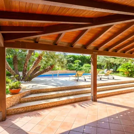 Vittoria By Interhome * فالديريتْشّي