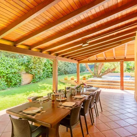 Vittoria By Interhome فالديريتْشّي