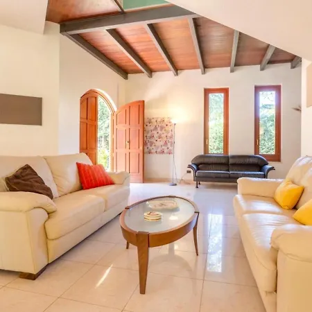 Villa Vittoria By Interhome