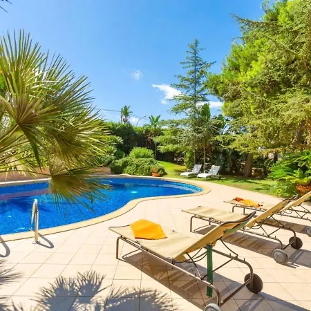 Vittoria By Interhome Villa Valderice